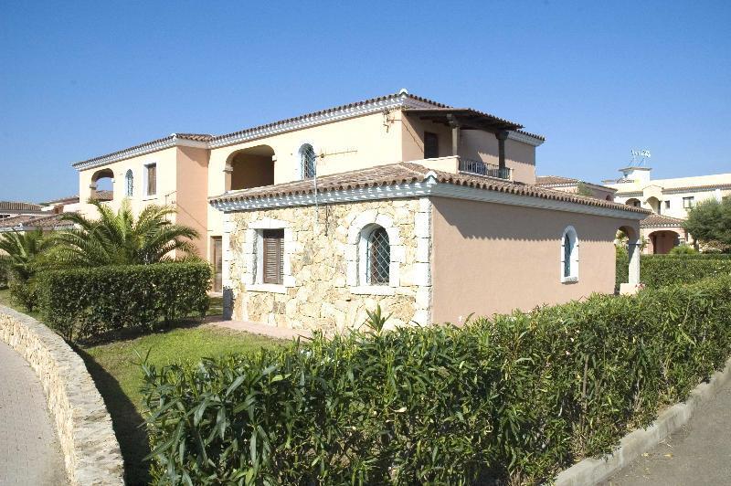 Residence Stella Marina Сан-Теодоро Экстерьер фото